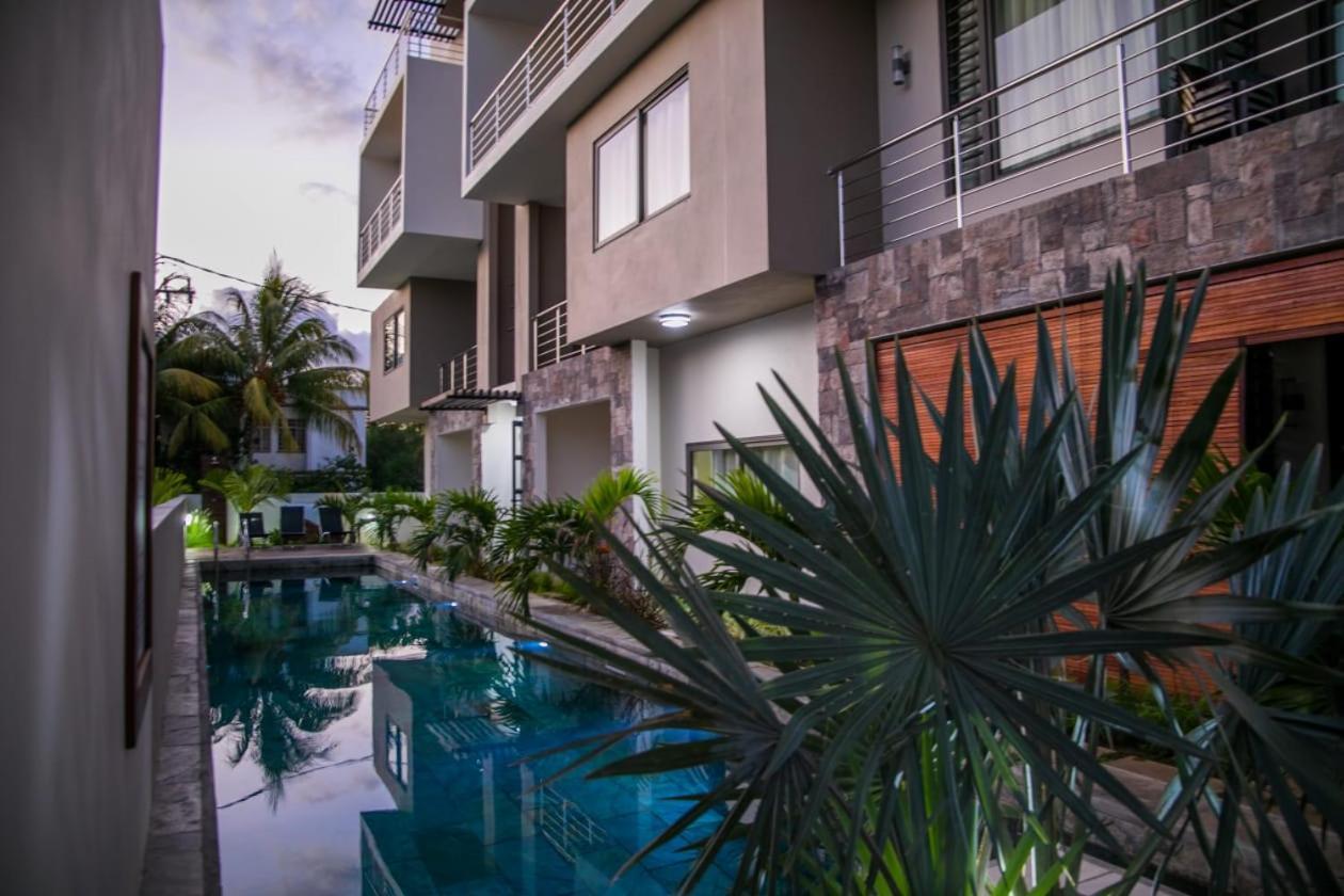 Entire Luxury 3 Bedroom Condo For Rent - Flic-En-Flac - Close To Beach מראה חיצוני תמונה