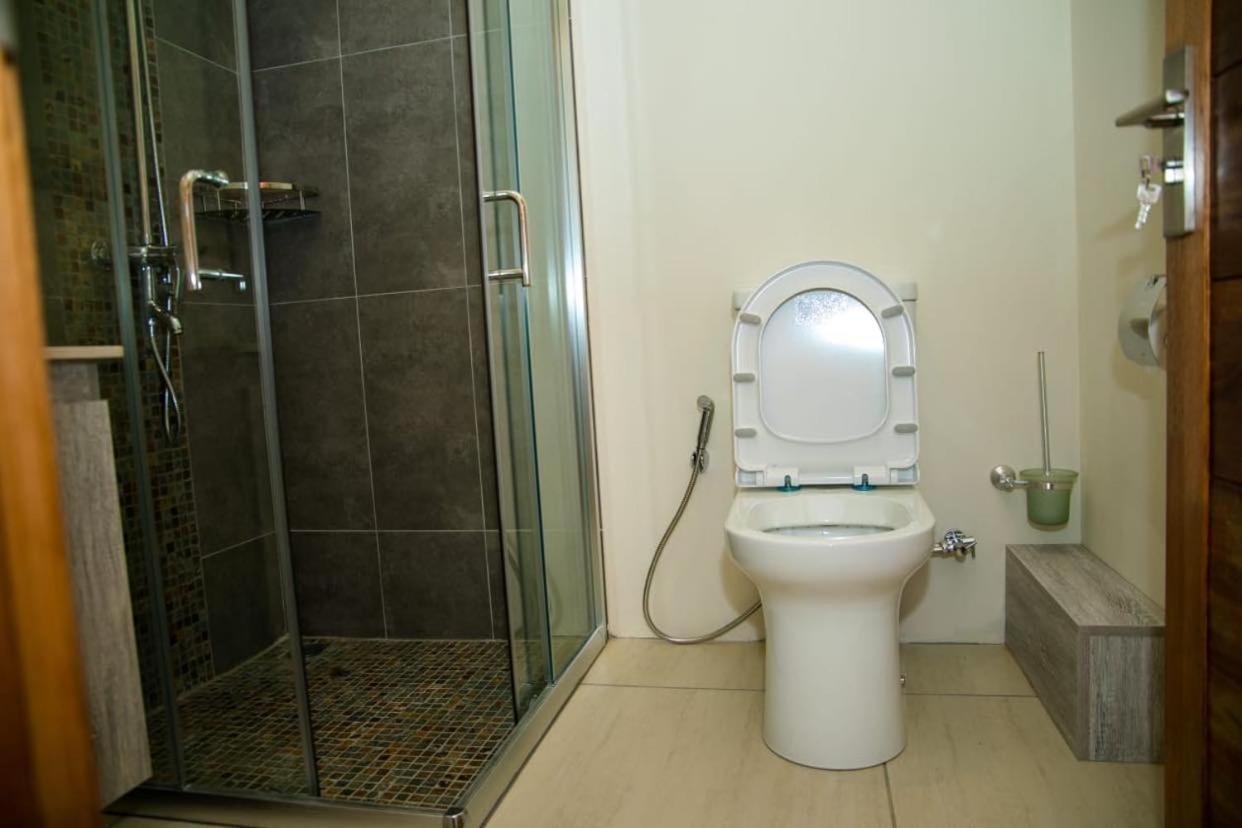 Entire Luxury 3 Bedroom Condo For Rent - Flic-En-Flac - Close To Beach מראה חיצוני תמונה